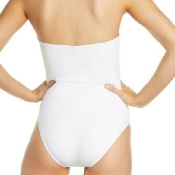 La Blanca White One Piece Twist Bandeau NEW 8 - Picture 3 of 3